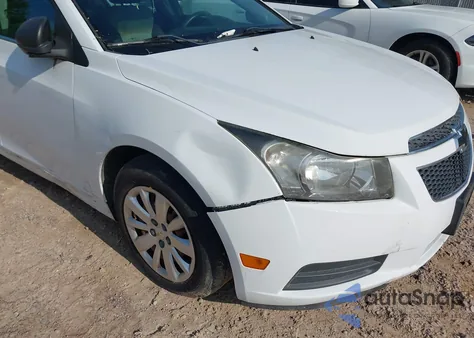 2011 Chevrolet Cruze Ls z USA, uszkodzony, nr VIN 1G1PC5SH5B7145981